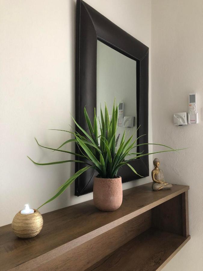 Olive - Happyhostgr - Downtown Apartment Volos Ngoại thất bức ảnh